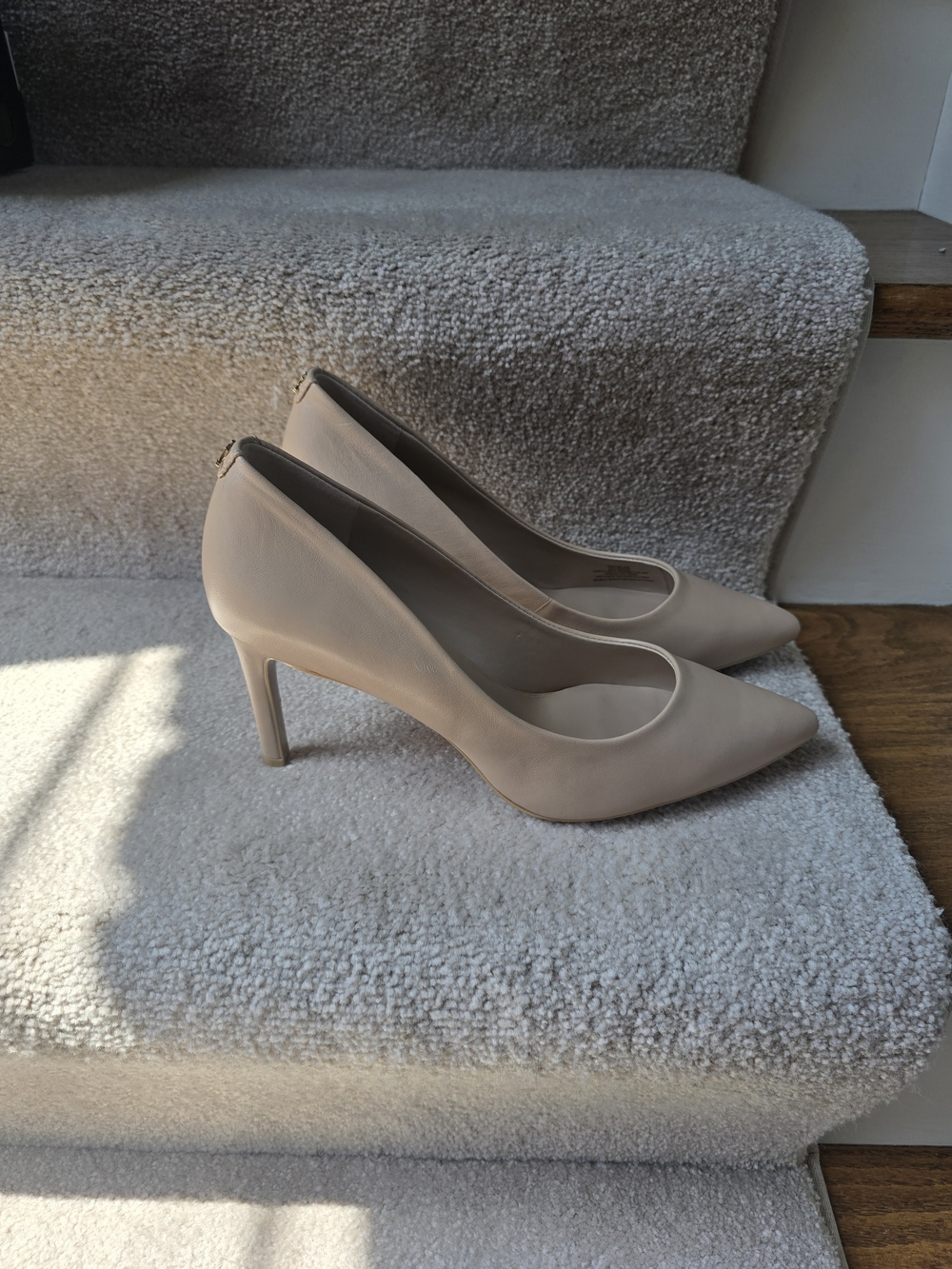 Karl Lagerfeld Nude Pointed-Toe Stiletto Pumps